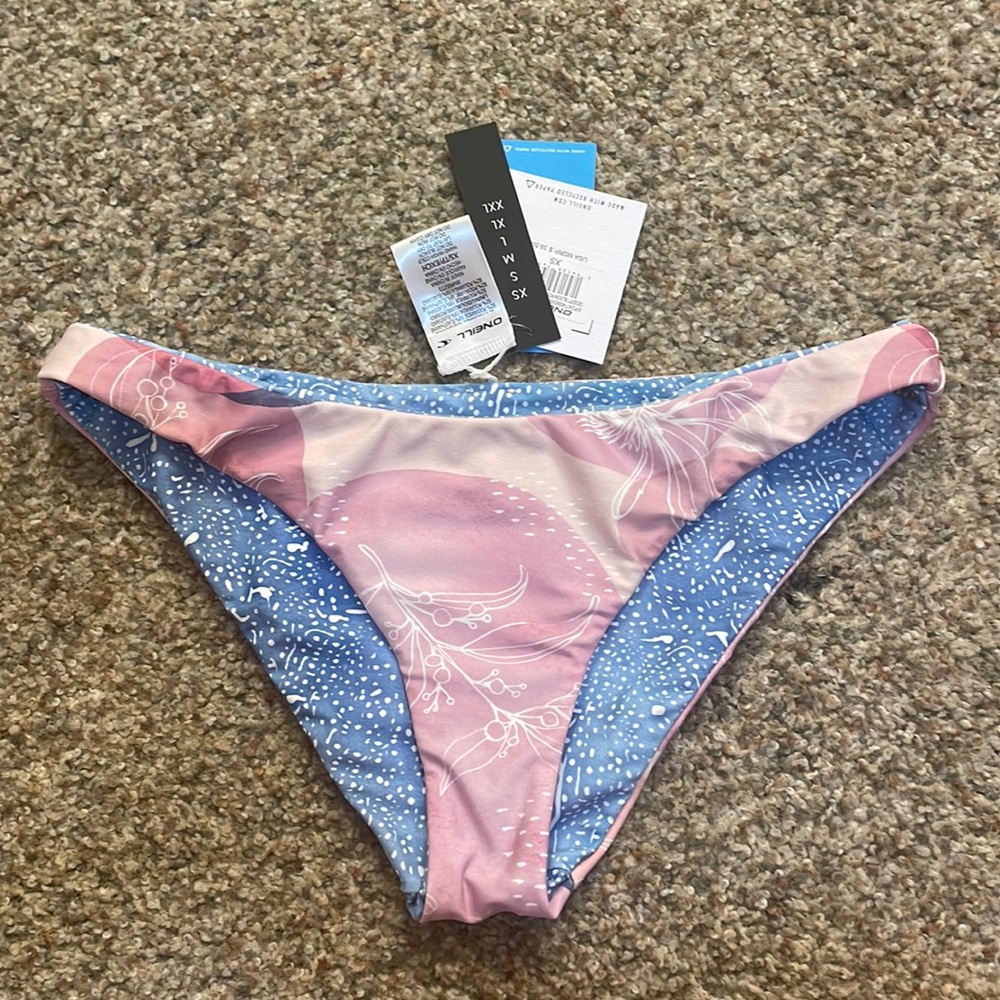 NWT O’Neill Desert Bloom Bottoms Size XS